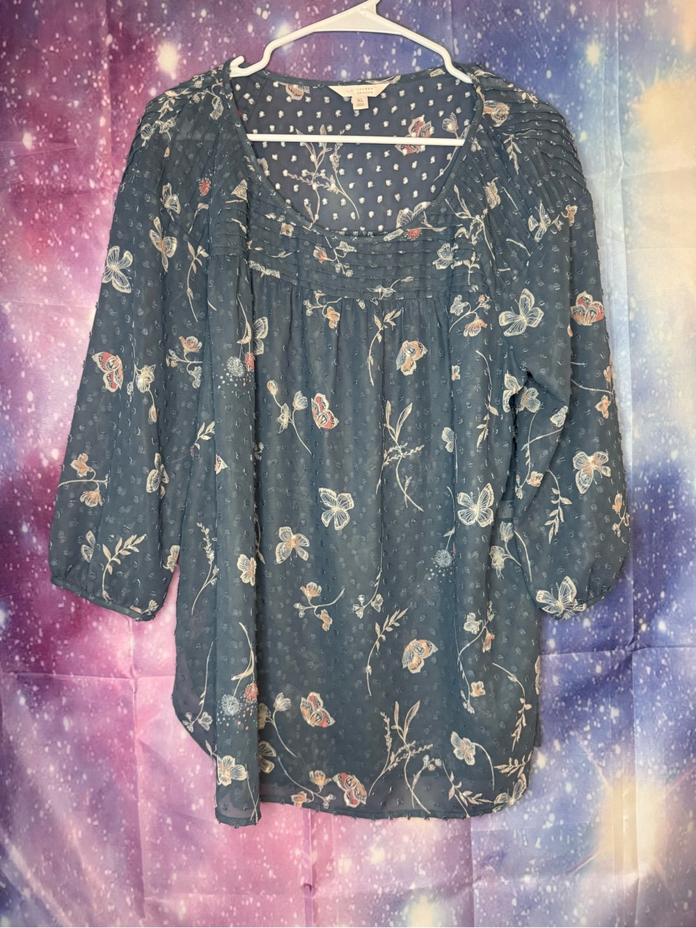 Lauren Conrad floral blouse 🛍